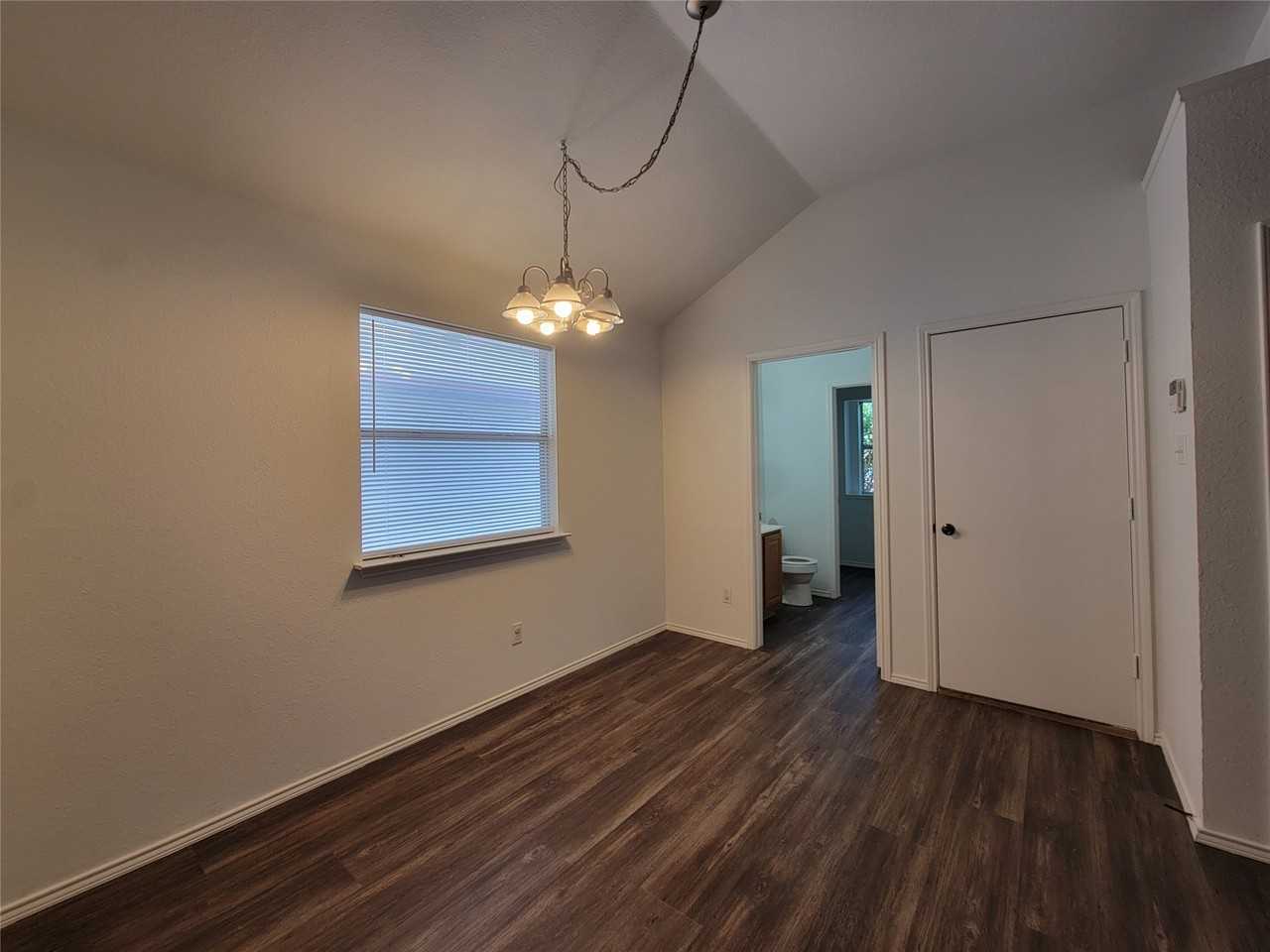 5203 Mountain Spring Trl - Photo 4 of 21