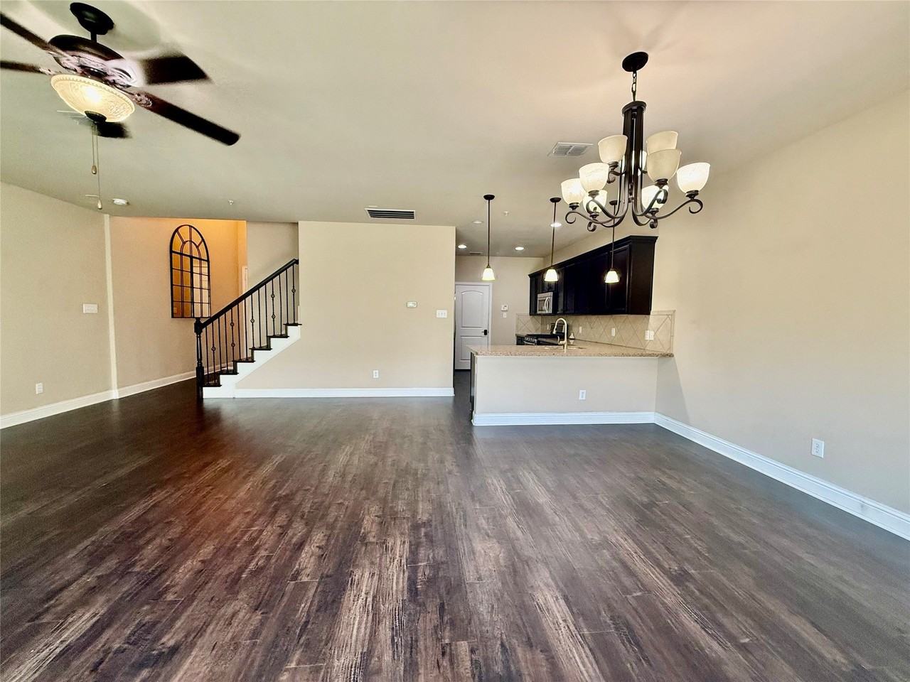 2617 Jackson Dr - Photo 6 of 23