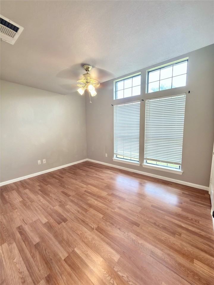 4205 Starboard Trl - Photo 6 of 10