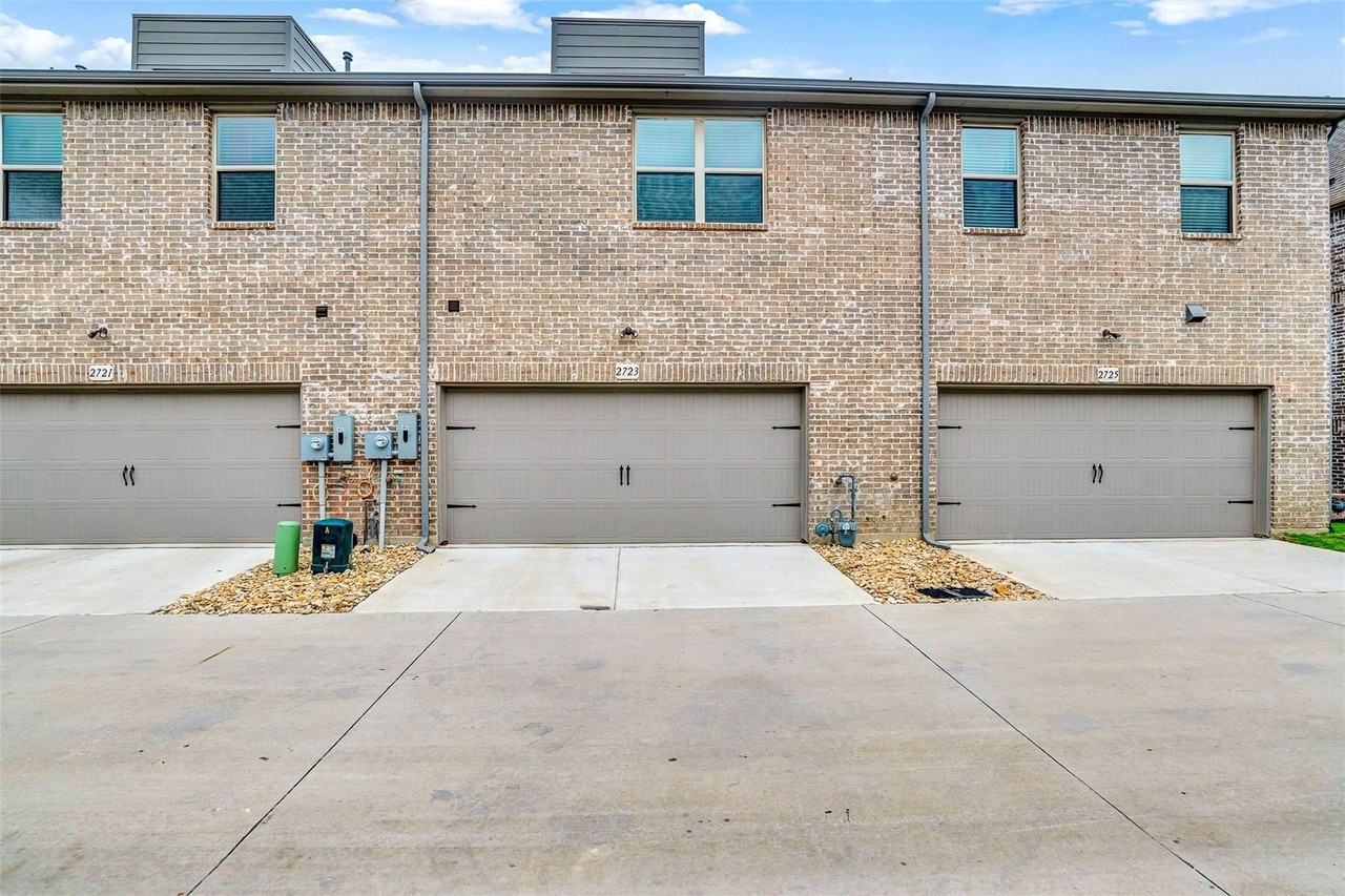2723 Vista Park Ln - Photo 6 of 29