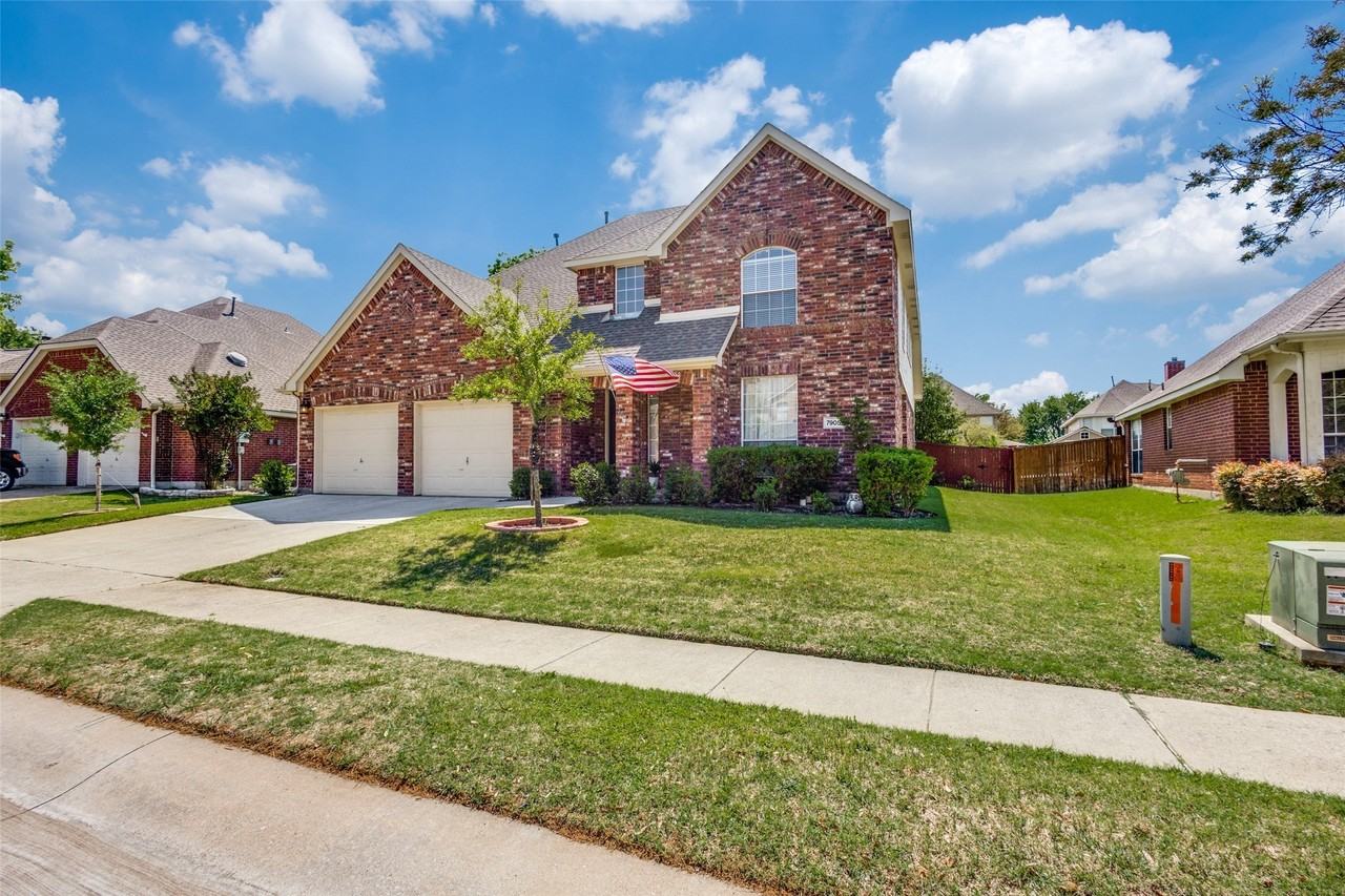 7905 Purple Martin Way - Photo 2 of 40