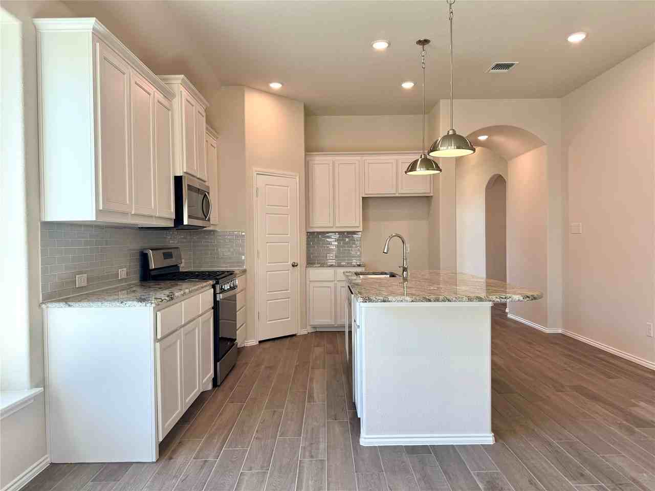 3005 Arbor Grove Trl - Photo 7 of 30