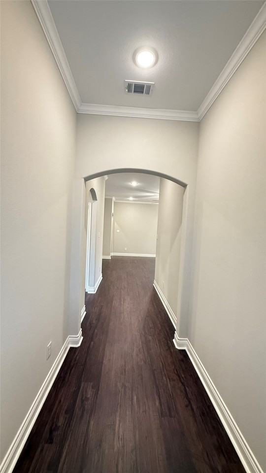 704 Ransom Way - Photo 2 of 23