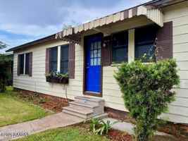 featured image of 144 Lilly St