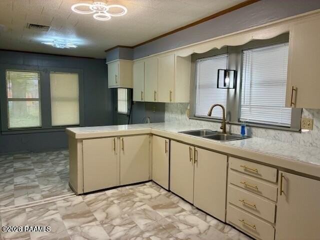 144 Lilly St - Photo 3 of 14