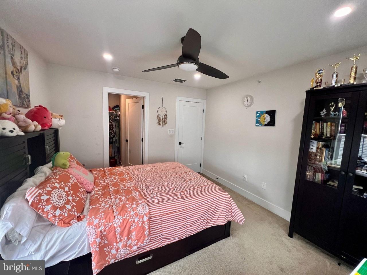 130 Ginkgo Ln - Photo 7 of 17
