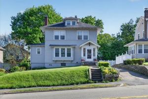 featured image of 962 Pleasant St