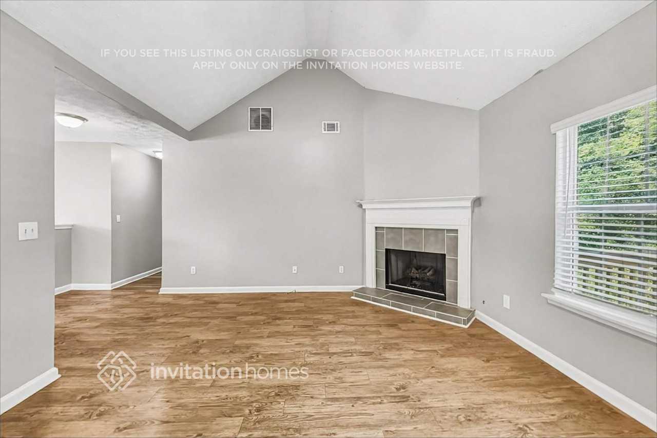 3940 Brushymill Ct - Photo 7 of 25