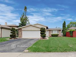 featured image of 326 W Park Ave