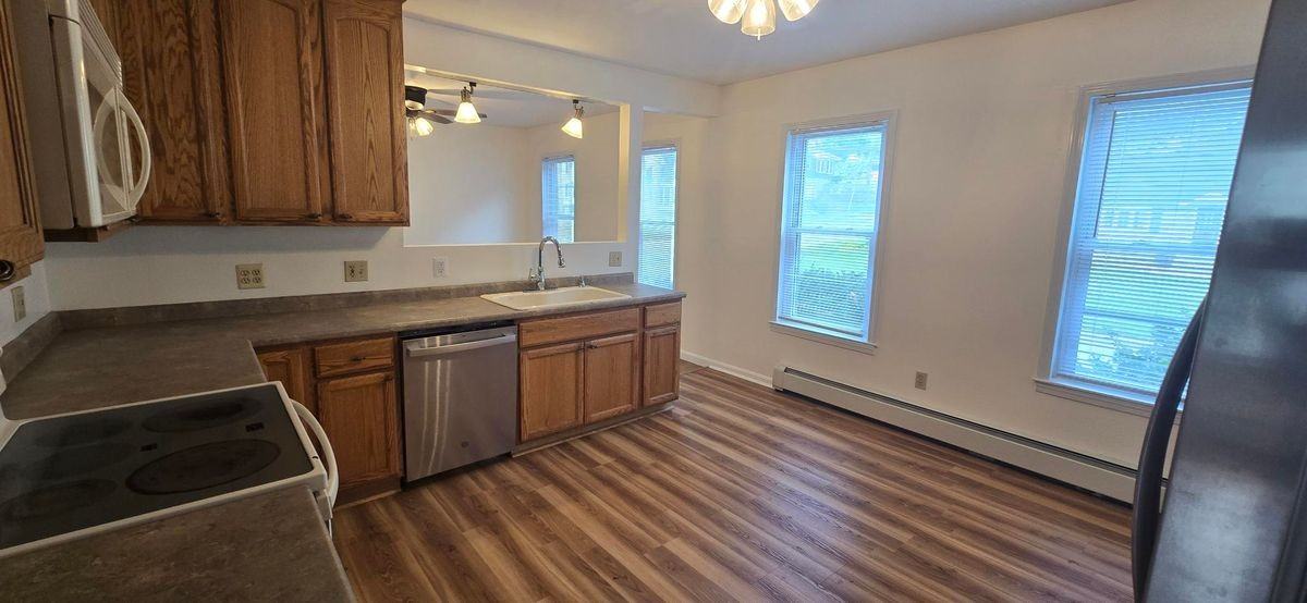 343 Harrison St ##1 - Photo 2 of 10