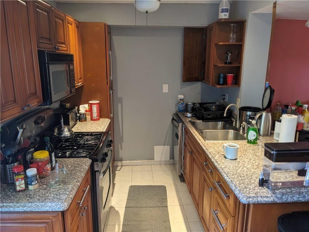 1025 Atlantic Dr Nw - Photo 4 of 7