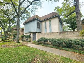 12 Kings Row - Photo 1 of 1