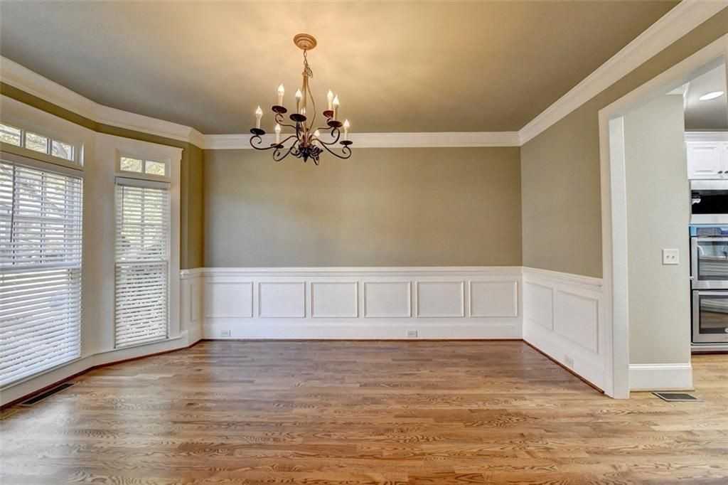 11636 Parkside Ave - Photo 4 of 37