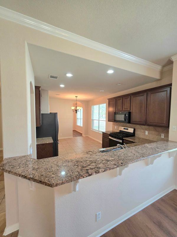 2215 Conway Cv - Photo 6 of 22