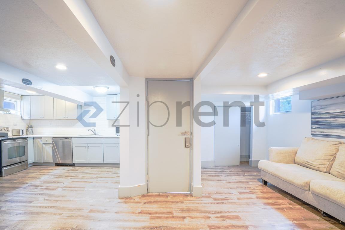 802 Eastsouth #BS - Photo 2 of 16