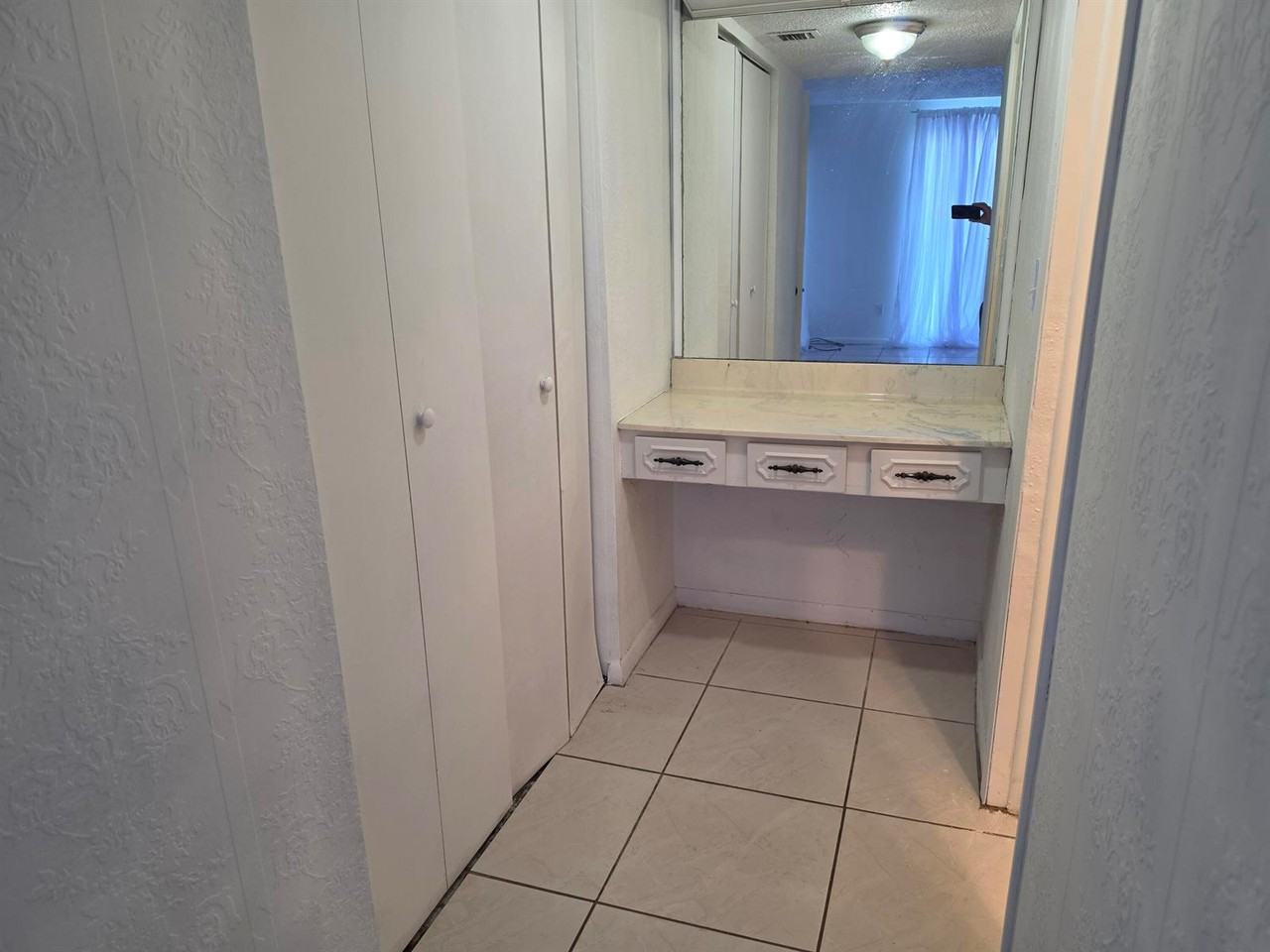 661 North University Drive #1-104 - Photo 5 of 7