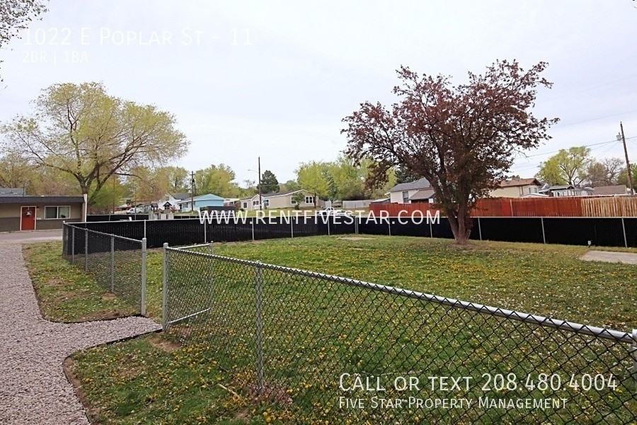 1022 E Poplar St #11 - Photo 2 of 3