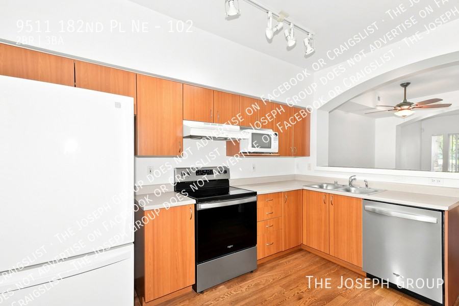 9511 182nd Pl Ne #102 - Photo 4 of 14