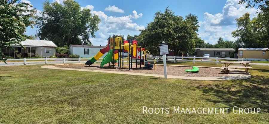167 Riviera Courts Dr #167 - Photo 2 of 8