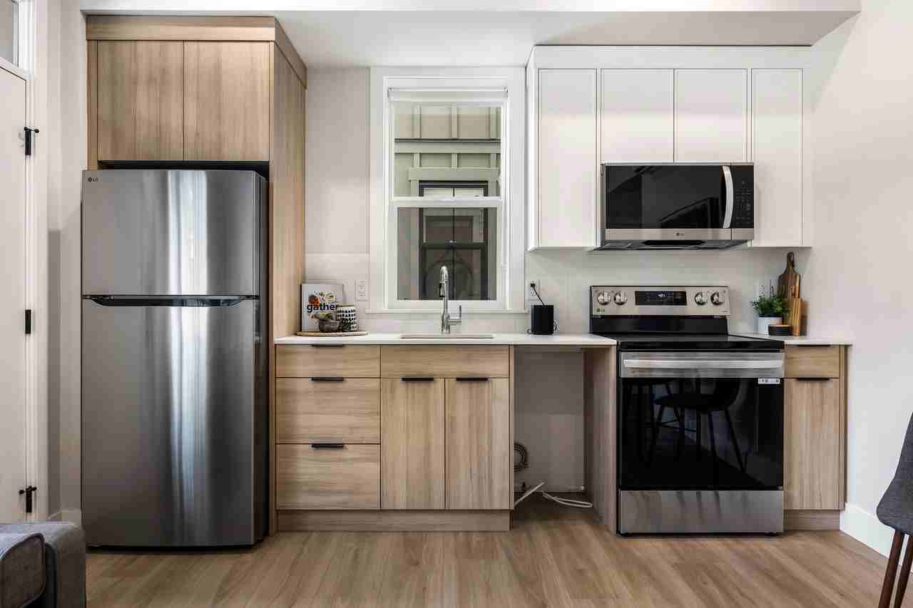Cedarbrook Basement Suites - Photo 6 of 9