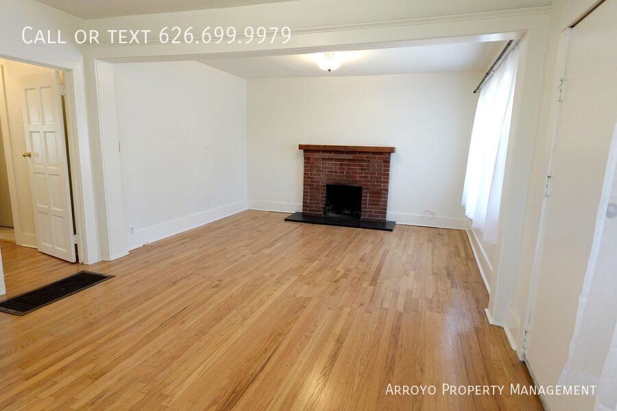 6307 Aldama St - Photo 2 of 26