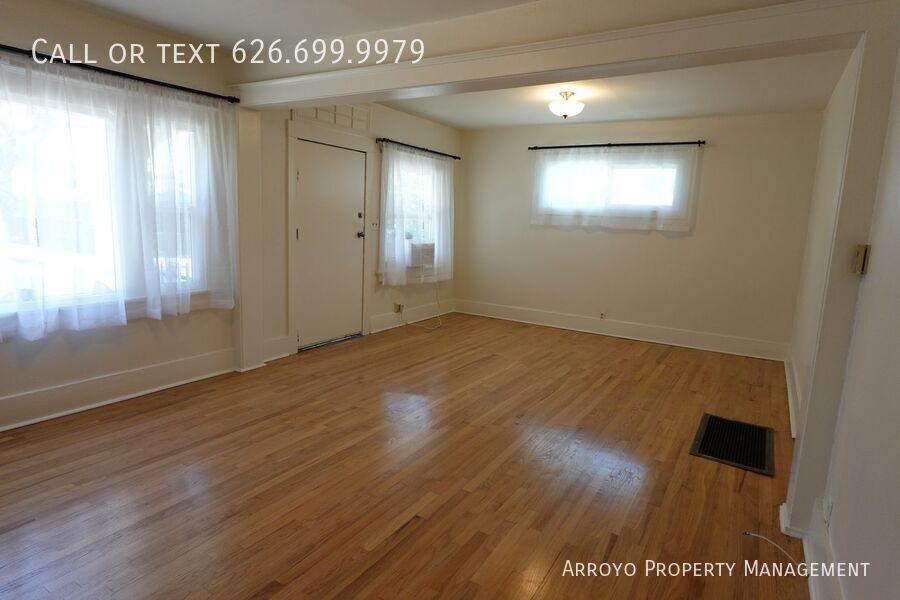 6307 Aldama St - Photo 5 of 26