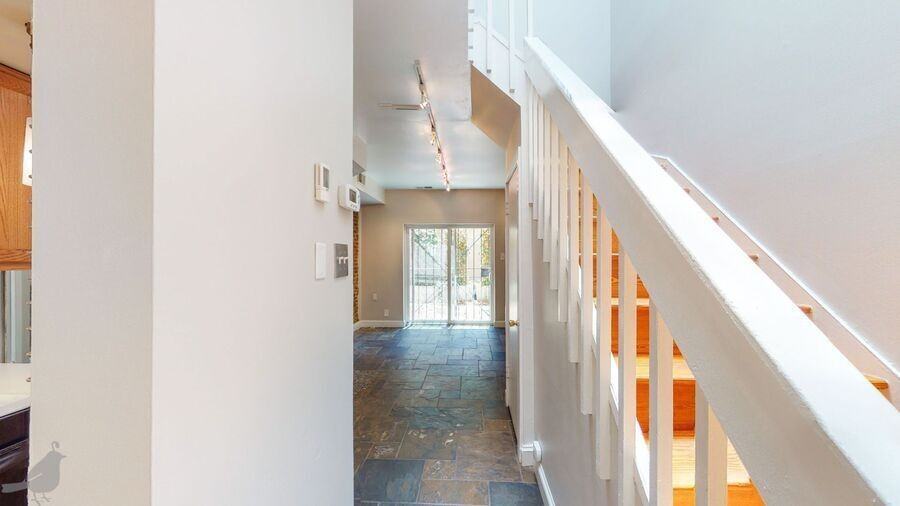 1108 Q St Nw - Photo 7 of 39