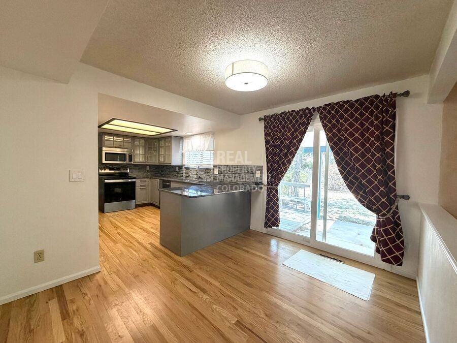 5461 S Richfield Way - Photo 7 of 24