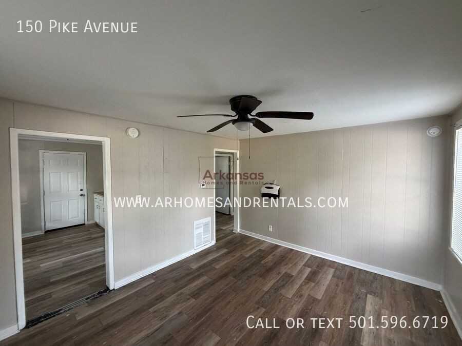150 Pike Ave - Photo 3 of 11