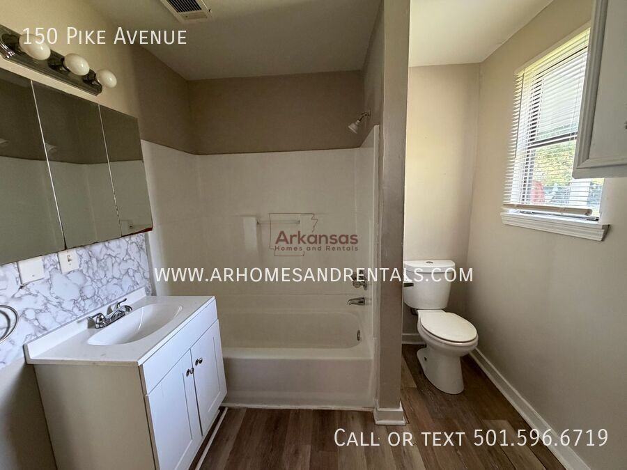150 Pike Ave - Photo 6 of 11