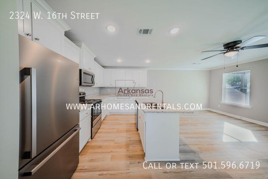 2324 W 16th St - Photo 5 of 17