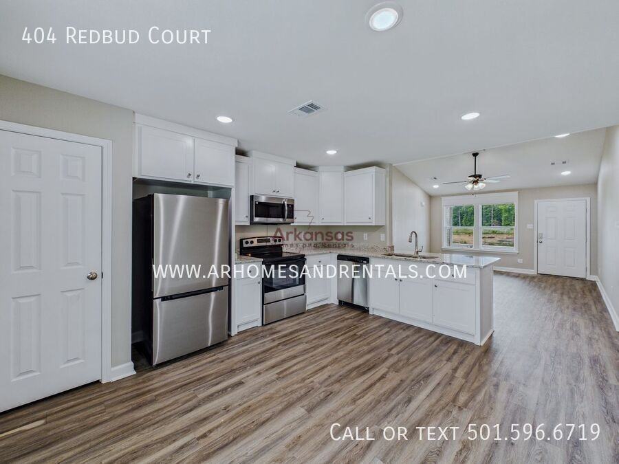 404 Redbud Court - Photo 4 of 19