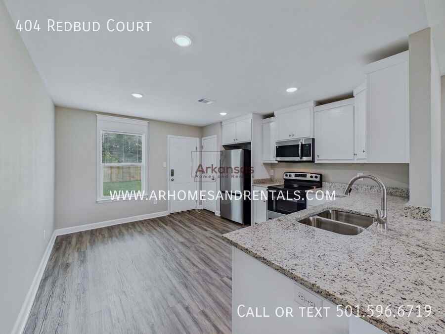 404 Redbud Court - Photo 6 of 19