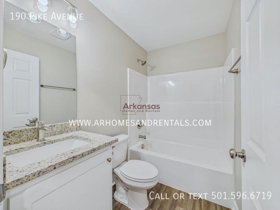 190 Pike Ave - Photo 6 of 14