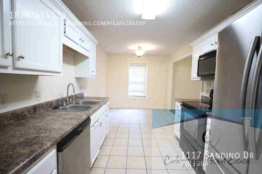 1117 Sandino Dr - Photo 3 of 11