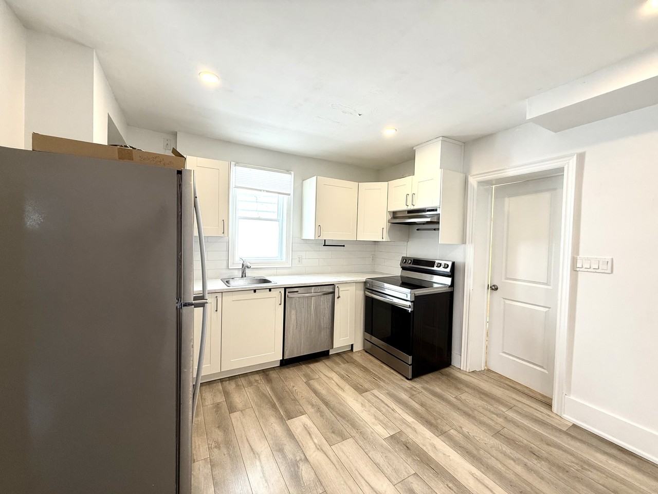 27 Jones Lane - Photo 5 of 11