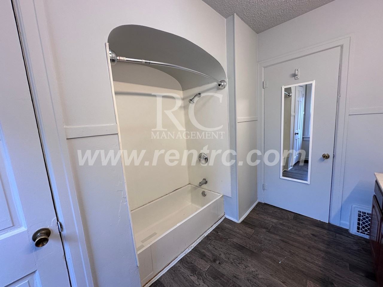 21 S Crawford St #S - Photo 5 of 13