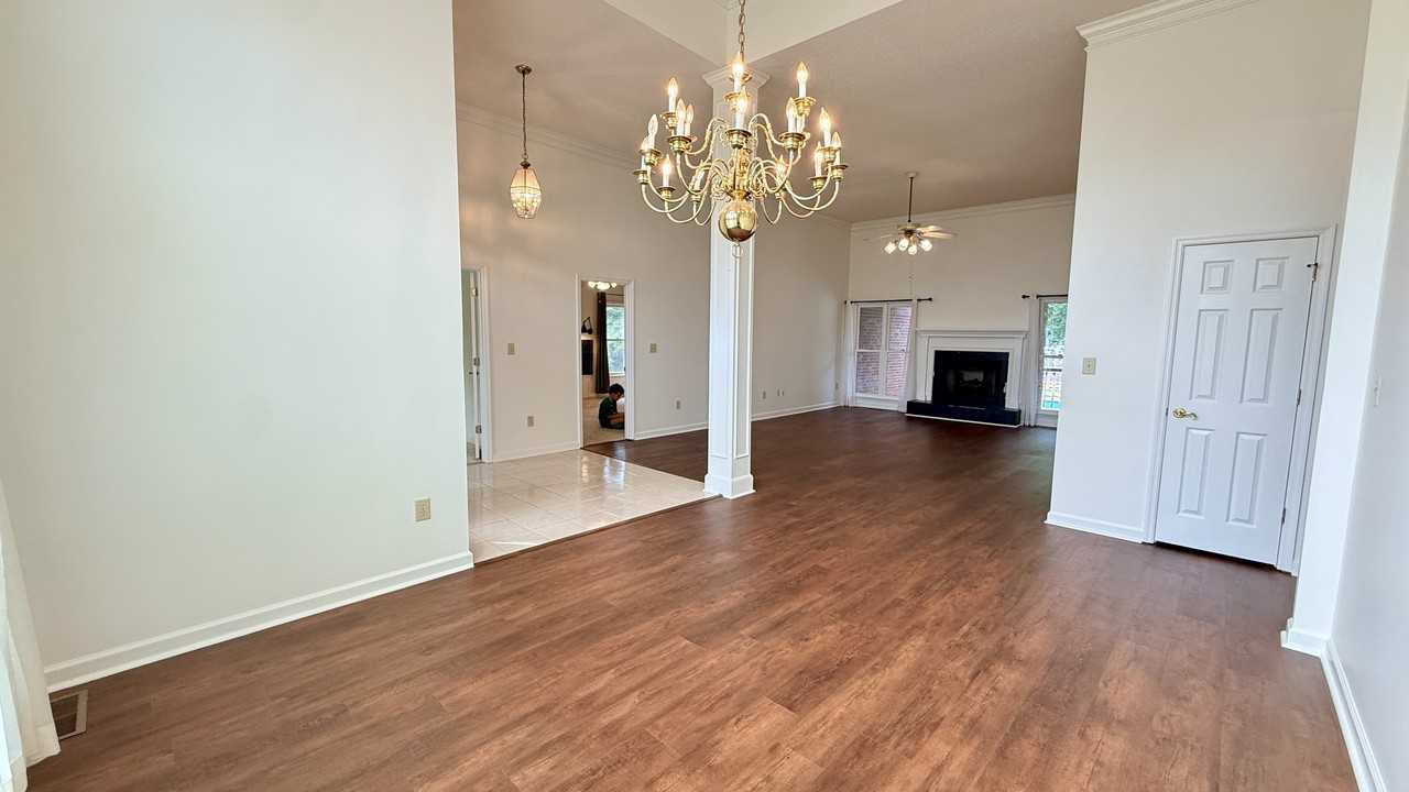 113 Nobleton Ln Nw - Photo 4 of 46