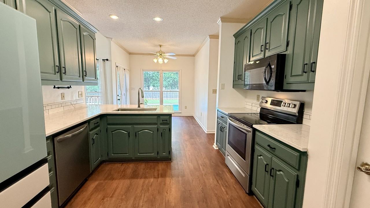 113 Nobleton Ln Nw - Photo 7 of 46
