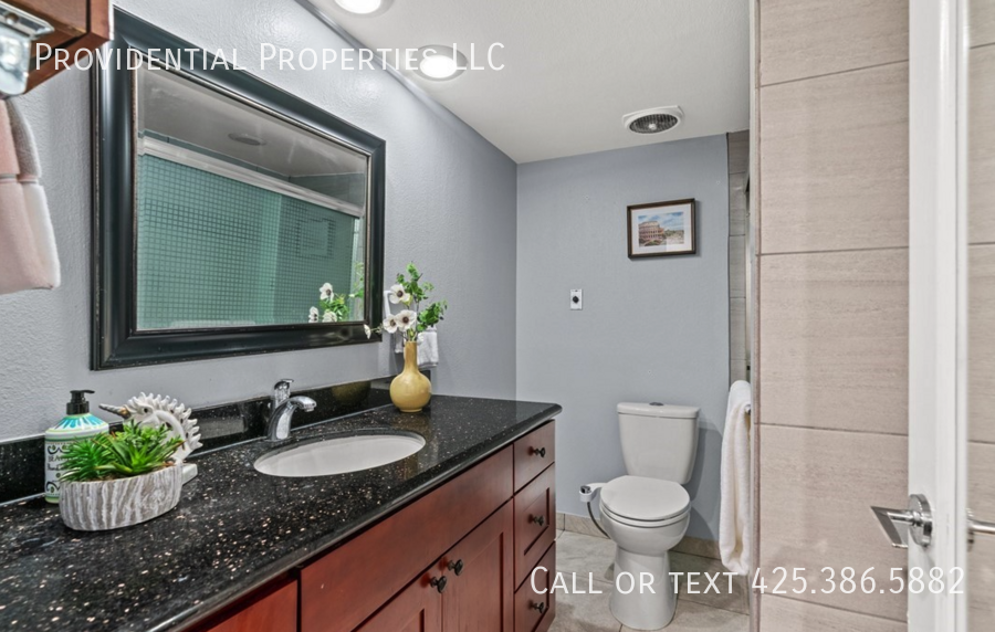 13461 Redmond Way - Photo 5 of 9