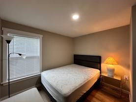 9256 21st Ave Sw - Photo 1 of 1