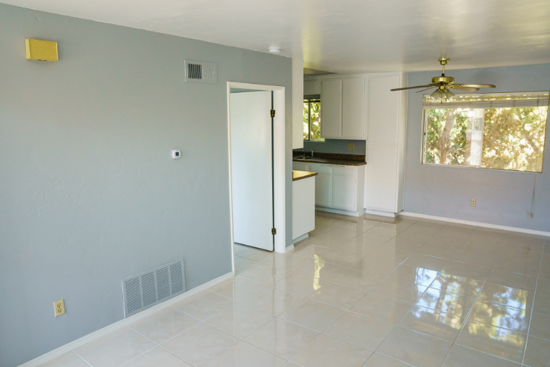 335 Claydelle Ave #B - Photo 5 of 27