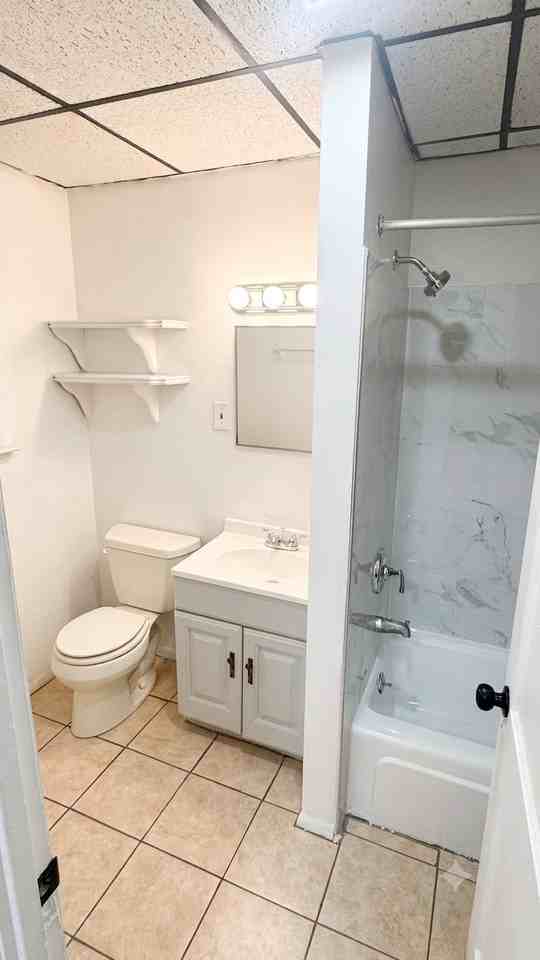51 Russell Rd - Photo 2 of 6