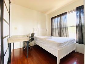 2020 Cloverfield Blvd #5D - Photo 1 of 1