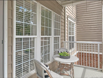 3246 Margellina Dr - Photo 4 of 48