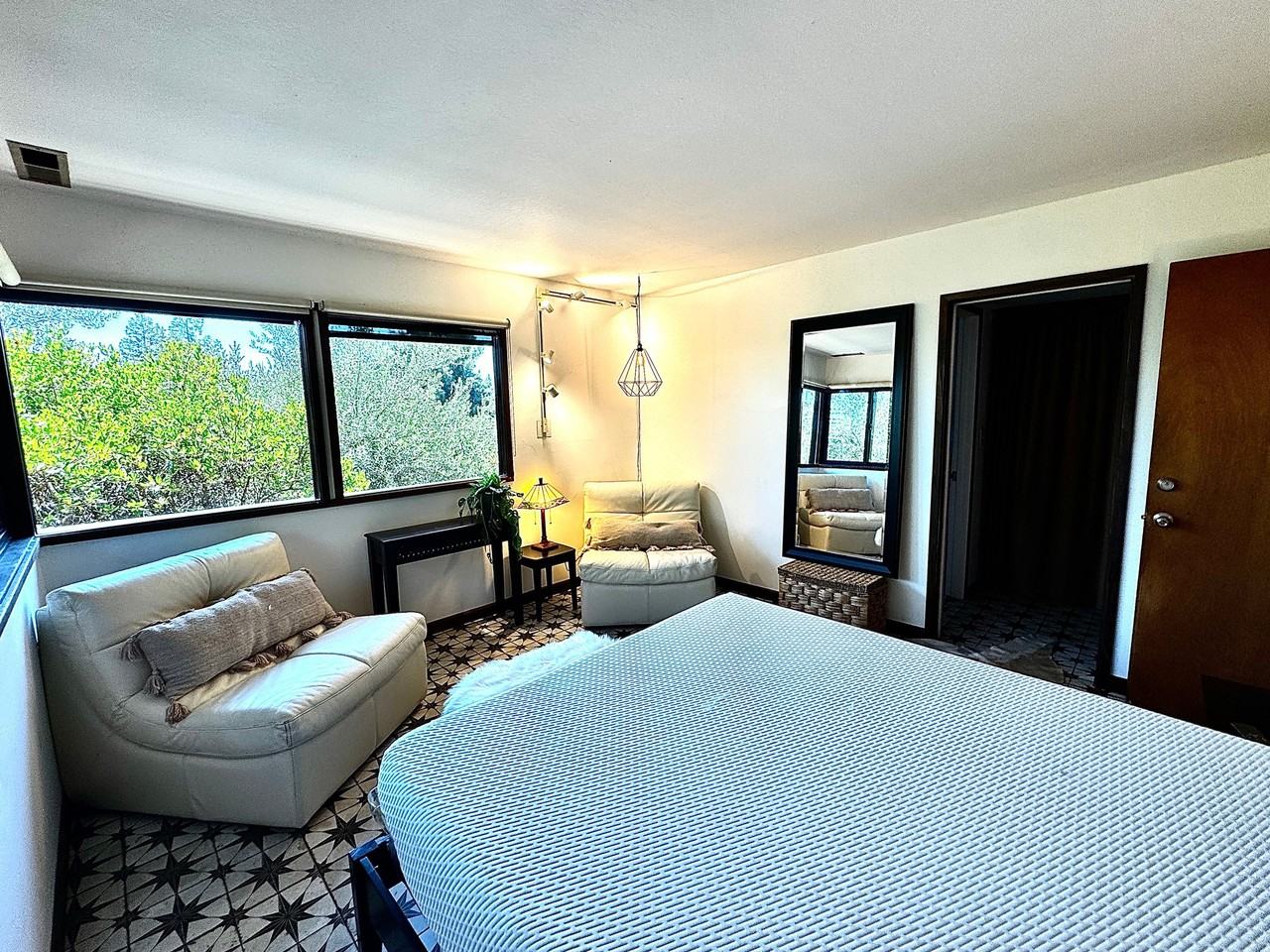 10 Maybeck Twin Dr #A - Photo 5 of 40
