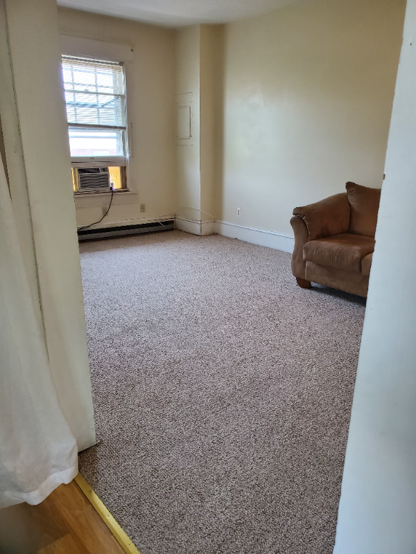 343 Walnut Ave Sw - Photo 4 of 14