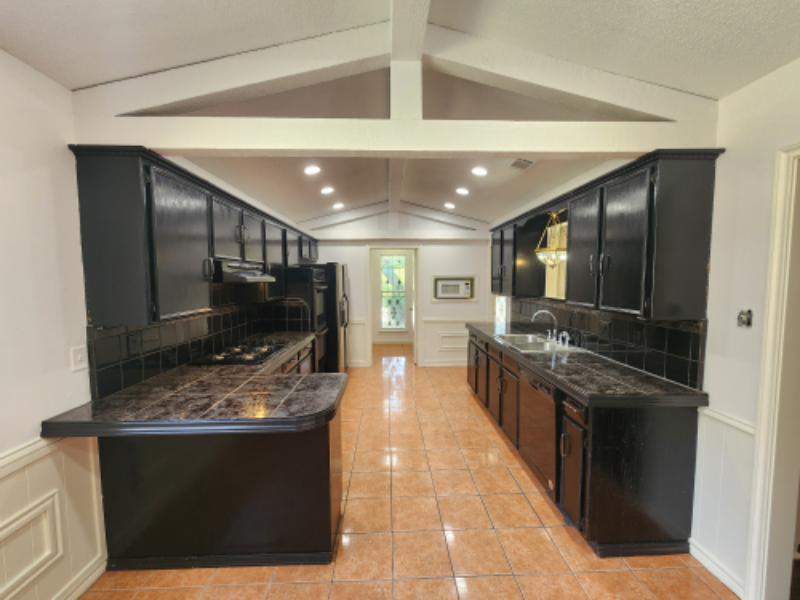 3834 Kiest Valley Pkwy - Photo 7 of 12
