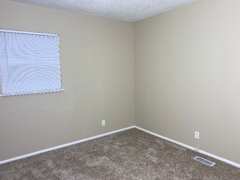2446 Quail Dr - Photo 4 of 10