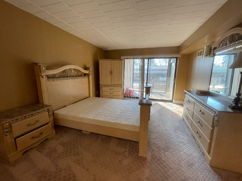 18228 University Park Dr - Photo 5 of 6